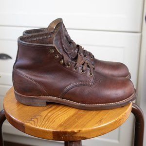 Red Wing Shoes Brown Leather Work Boots with Lace-Up Design